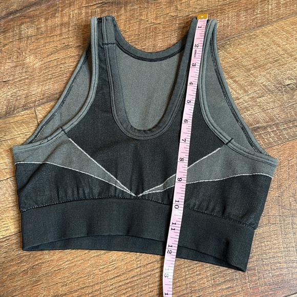 Gymshark color block grey turbo seamless sports bra XS/s - Picture 6 of 6